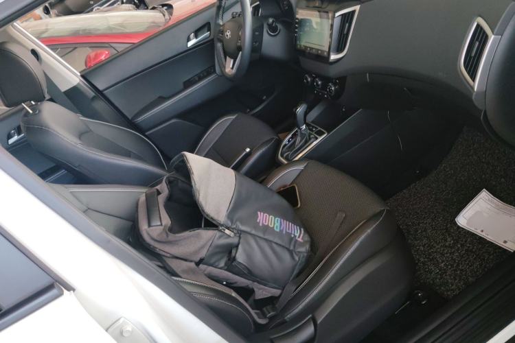 Used Hyundai ix25 2017 1.6L Automatic Smart Version Right Front Seat