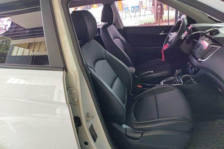 Used Hyundai ix25 2017 1.6L Automatic Smart Version Right Front Seat