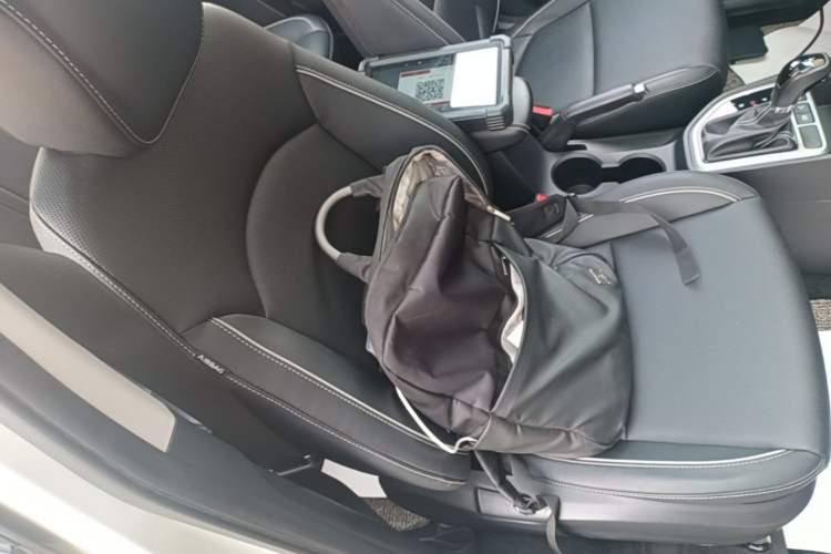Used Hyundai ix25 2017 1.6L Automatic Smart Version Right Front Seat