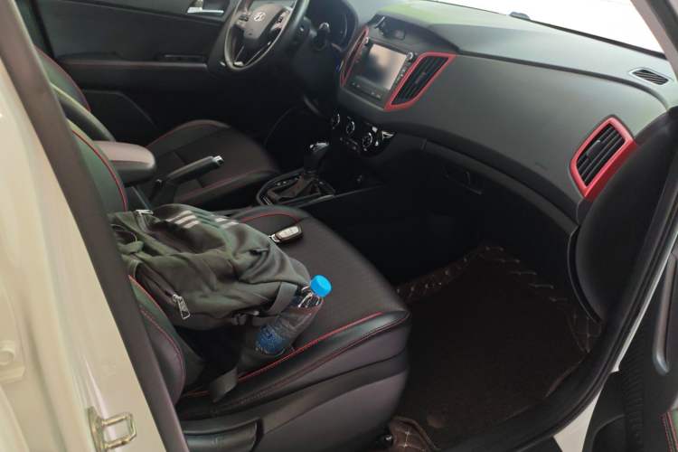Used Hyundai ix25 2017 1.4T Automatic Smart Version Right Front Seat