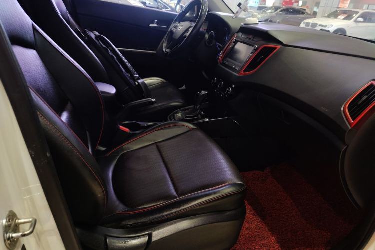 Used Hyundai ix25 2017 1.4T Automatic Smart Version Right Front Seat
