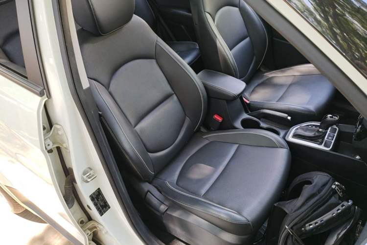 Used Hyundai ix25 2017 1.6L Automatic Smart Version Right Front Seat