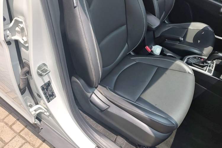 Used Hyundai ix25 2017 1.6L Automatic Smart Version Right Front Seat
