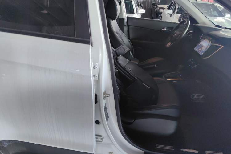 Used Hyundai ix25 2017 1.6L Automatic Smart Version Right Front Seat