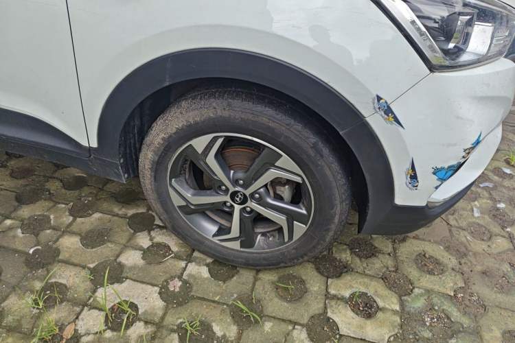 Used Hyundai ix25 2017 1.6L Automatic Smart Version Right Front Wheel Hub