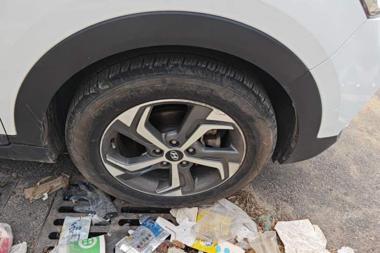 Used Hyundai ix25 2017 1.6L Automatic Smart Version Right Front Wheel Hub