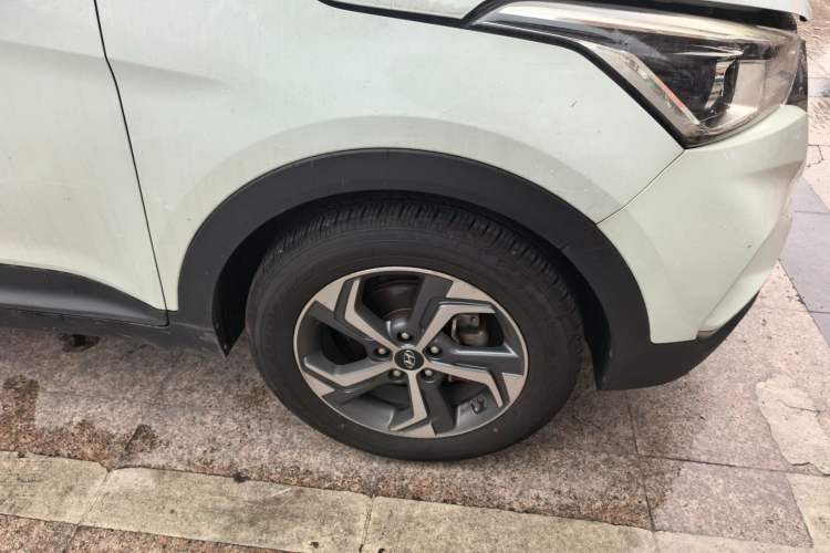 Used Hyundai ix25 2017 1.6L Automatic Smart Version Right Front Wheel Hub