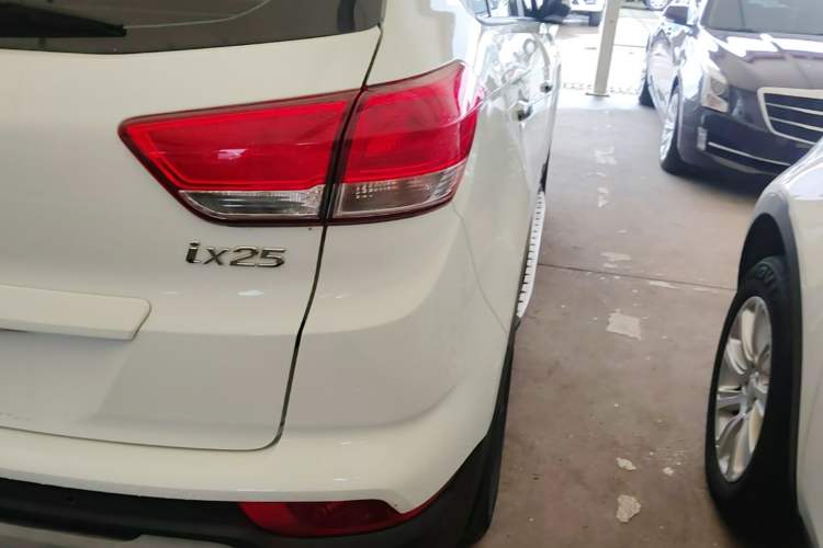 Used Hyundai ix25 2017 1.6L Automatic Smart Version Right Rear Taillight