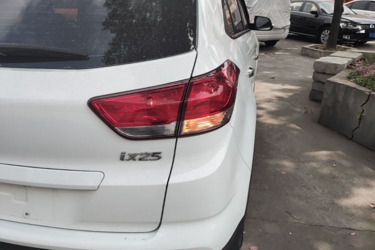 Used Hyundai ix25 2017 1.6L Automatic Smart Version Right Rear Taillight