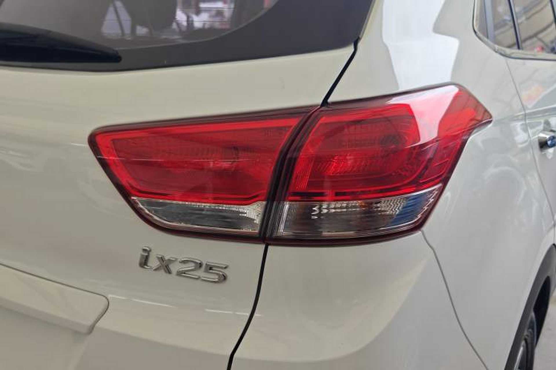 Used Hyundai ix25 2017 1.6L Automatic Smart Version Right Rear Taillight