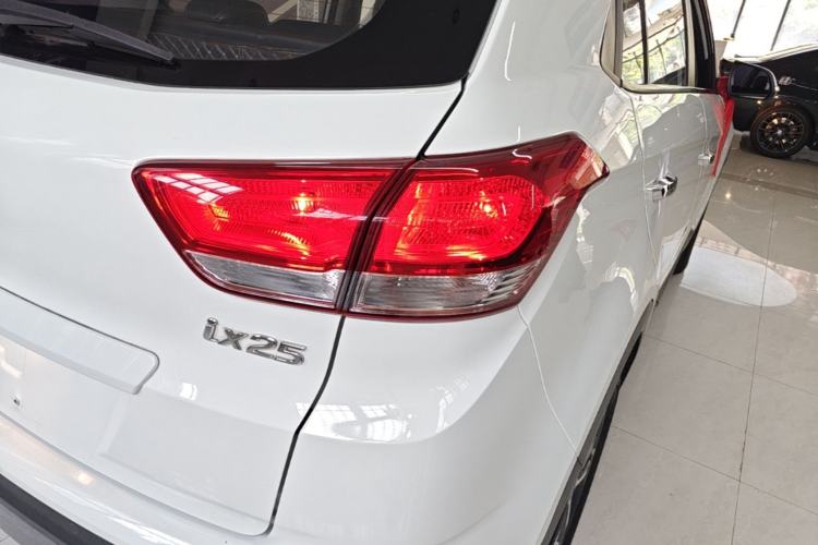 Used Hyundai ix25 2017 1.6L Automatic Smart Version Right Rear Taillight
