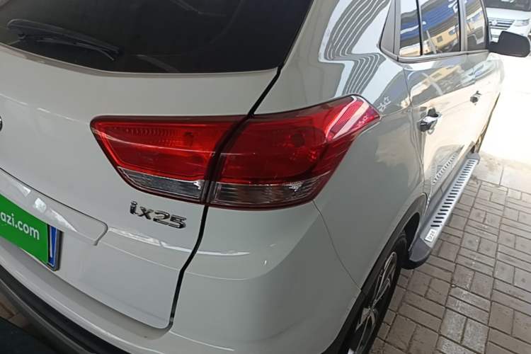 Used Hyundai ix25 2017 1.6L Automatic Smart Version Right Rear Taillight