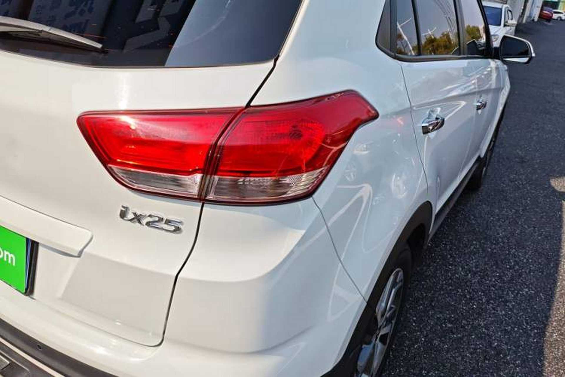 Used Hyundai ix25 2017 1.6L Automatic Smart Version Right Rear Taillight