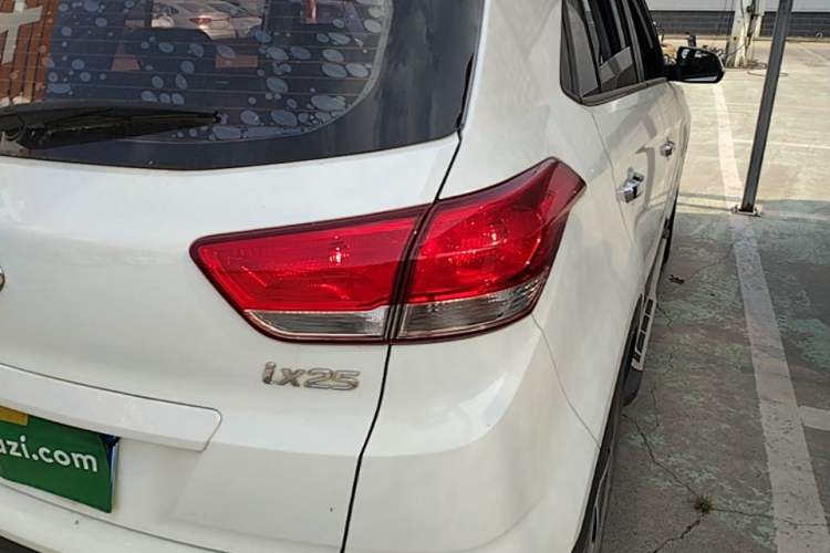 Used Hyundai ix25 2017 1.6L Automatic Smart Version Right Rear Taillight