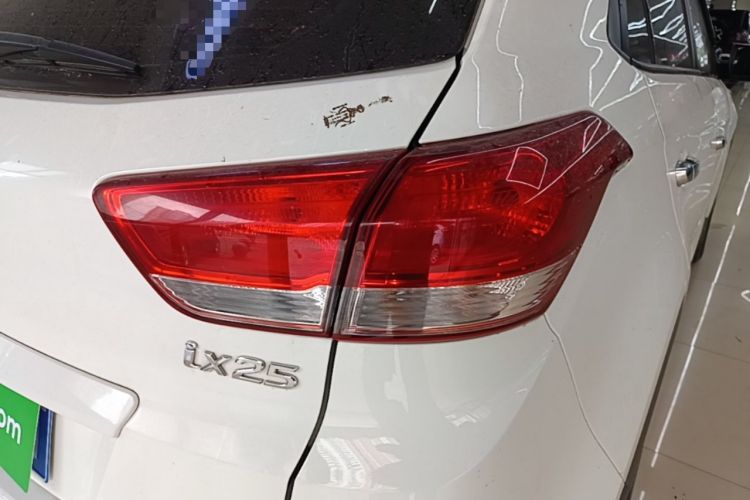 Used Hyundai ix25 2017 1.6L Automatic Smart Version Right Rear Taillight