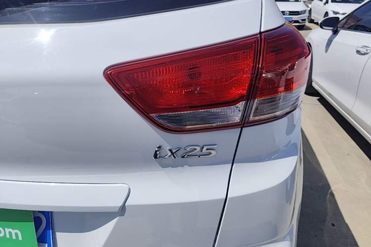 Used Hyundai ix25 2017 1.6L Automatic Smart Version Right Rear Taillight