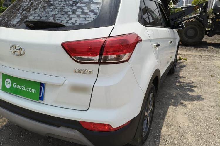 Used Hyundai ix25 2017 1.6L Automatic Smart Version Right Rear Taillight
