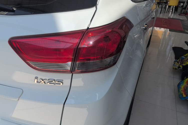 Used Hyundai ix25 2017 1.6L Automatic Smart Version Right Rear Taillight