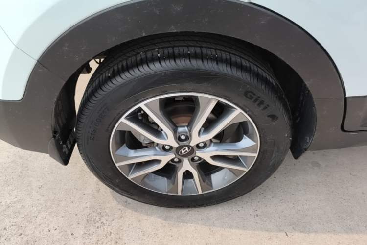 Used Hyundai ix25 2017 1.4T Automatic Smart Version Right Rear Wheel Hub