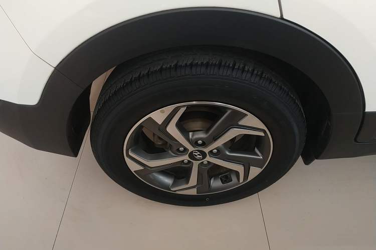 Used Hyundai ix25 2017 1.6L Automatic Smart Version Right Rear Wheel Hub