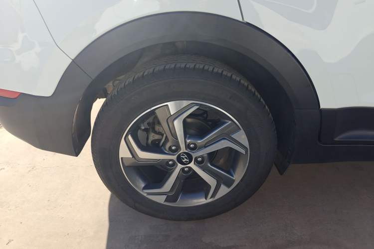 Used Hyundai ix25 2017 1.6L Automatic Smart Version Right Rear Wheel Hub