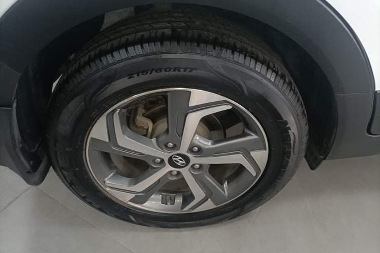 Used Hyundai ix25 2017 1.6L Automatic Smart Version Right Rear Wheel Hub