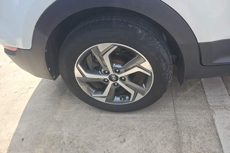 Used Hyundai ix25 2017 1.6L Automatic Smart Version Right Rear Wheel Hub