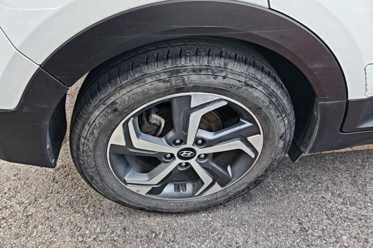 Used Hyundai ix25 2017 1.6L Automatic Smart Version Right Rear Wheel Hub