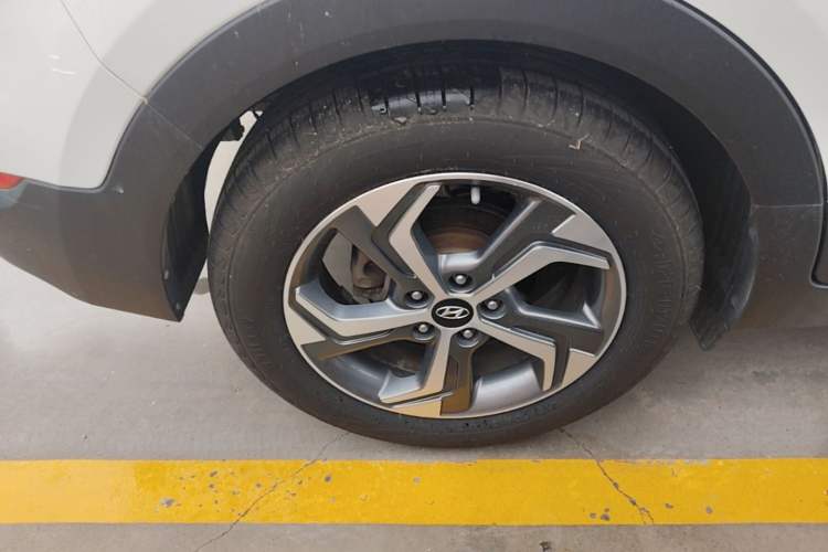 Used Hyundai ix25 2017 1.6L Automatic Smart Version Right Rear Wheel Hub