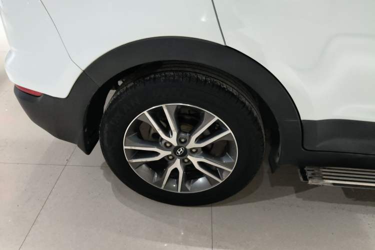 Used Hyundai ix25 2017 1.4T Automatic Smart Version Right Rear Wheel Hub