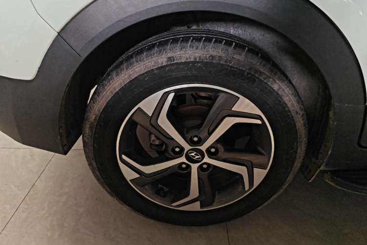 Used Hyundai ix25 2017 1.6L Automatic Smart Version Right Rear Wheel Hub