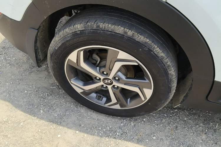 Used Hyundai ix25 2017 1.6L Automatic Smart Version Right Rear Wheel Hub