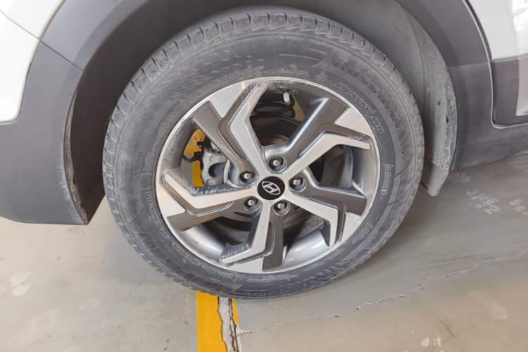 Used Hyundai ix25 2017 1.6L Automatic Smart Version Right Rear Wheel Hub