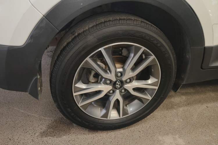 Used Hyundai ix25 2017 1.4T Automatic Smart Version Right Rear Wheel Hub