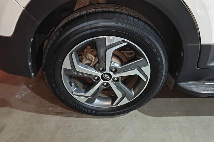 Used Hyundai ix25 2017 1.6L Automatic Smart Version Right Rear Wheel Hub