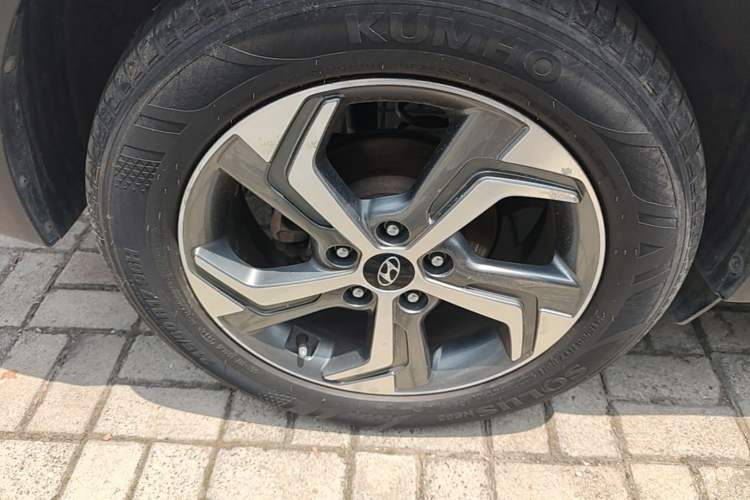 Used Hyundai ix25 2017 1.6L Automatic Smart Version Right Rear Wheel Hub