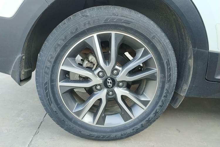 Used Hyundai ix25 2017 1.4T Automatic Smart Version Right Rear Wheel Hub