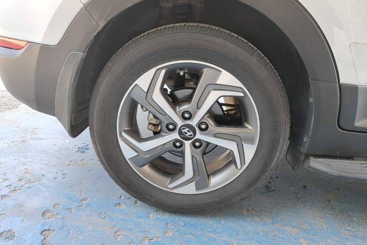 Used Hyundai ix25 2017 1.6L Automatic Smart Version Right Rear Wheel Hub
