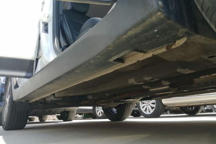 Used Hyundai ix25 2017 1.6L Automatic Smart Version Right Side Sill