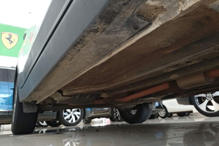 Used Hyundai ix25 2017 1.6L Automatic Smart Version Right Side Sill