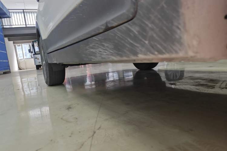 Used Hyundai ix25 2017 1.6L Automatic Smart Version Right Side Sill