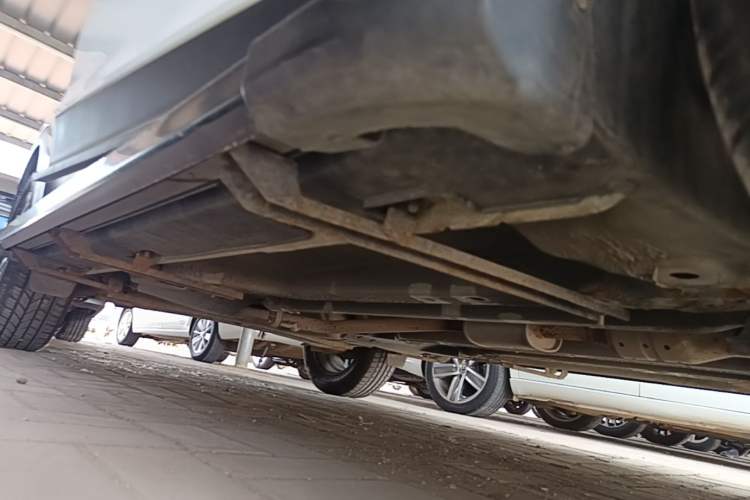 Used Hyundai ix25 2017 1.6L Automatic Smart Version Right Side Sill