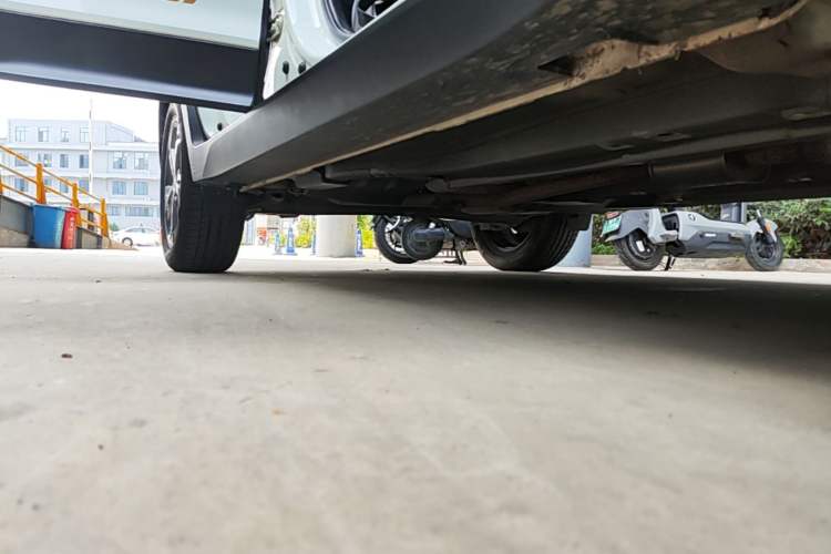 Used Hyundai ix25 2017 1.6L Automatic Smart Version Right Side Sill