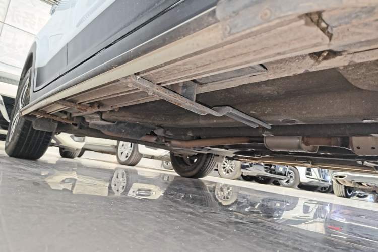 Used Hyundai ix25 2017 1.6L Automatic Smart Version Right Side Sill