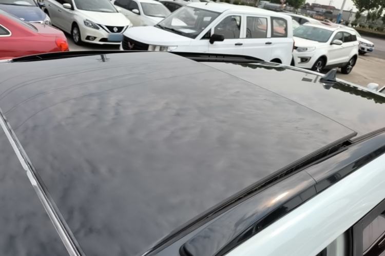 Used Hyundai ix25 2017 1.4T Automatic Smart Version Roof