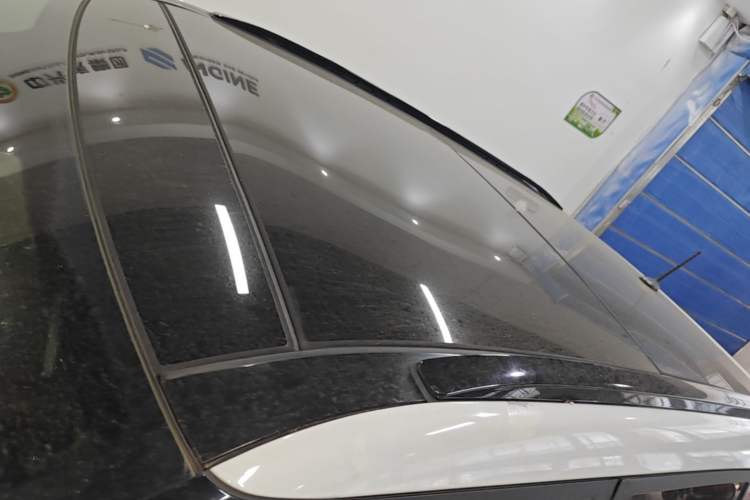 Used Hyundai ix25 2017 1.6L Automatic Smart Version Roof