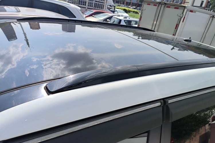 Used Hyundai ix25 2017 1.6L Automatic Smart Version Roof