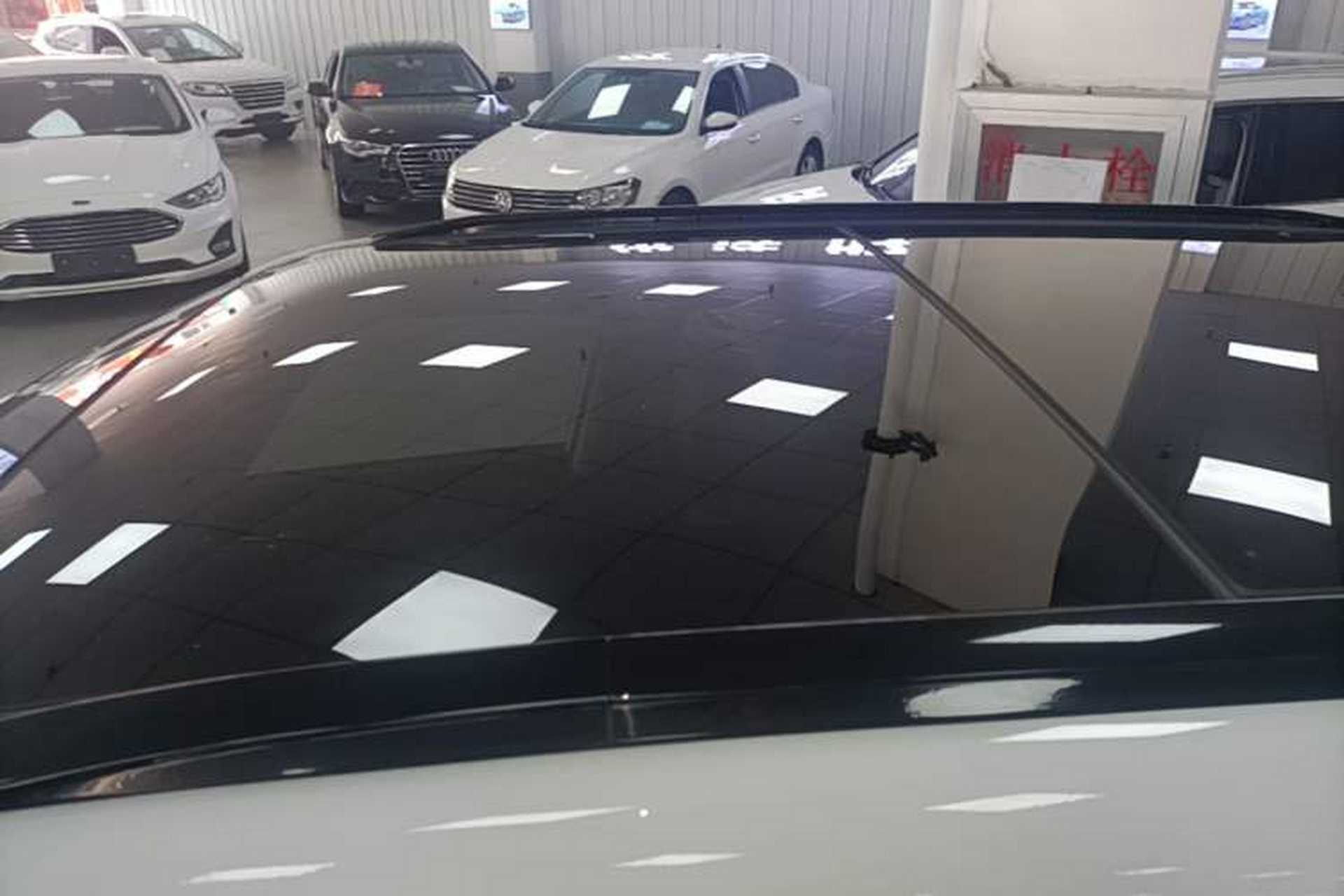 Used Hyundai ix25 2017 1.6L Automatic Smart Version Roof