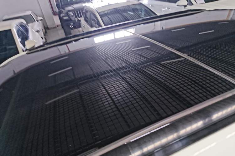 Used Hyundai ix25 2017 1.6L Automatic Smart Version Roof