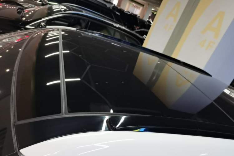 Used Hyundai ix25 2017 1.6L Automatic Smart Version Roof